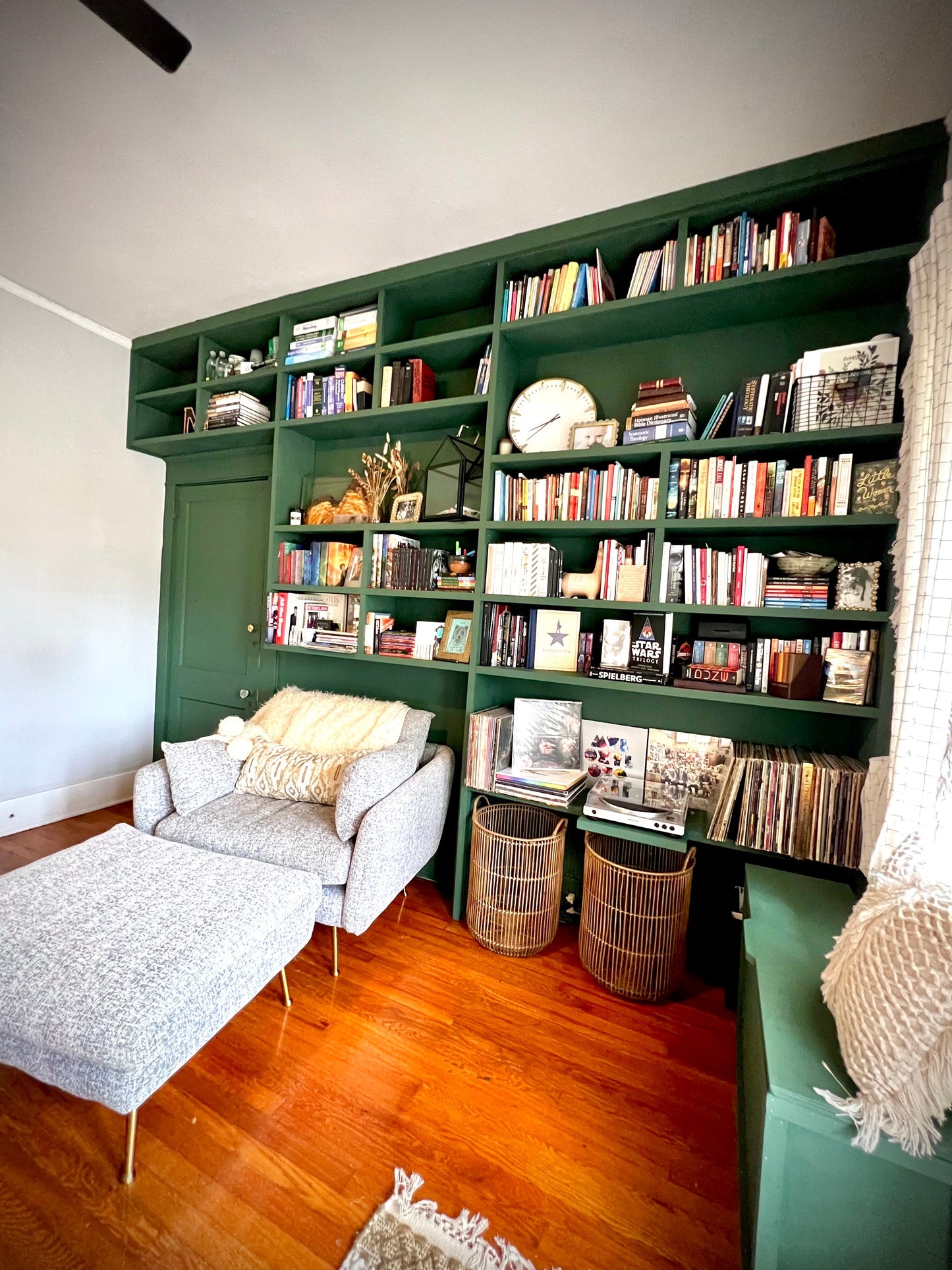 Custom Built-In Bookshelves