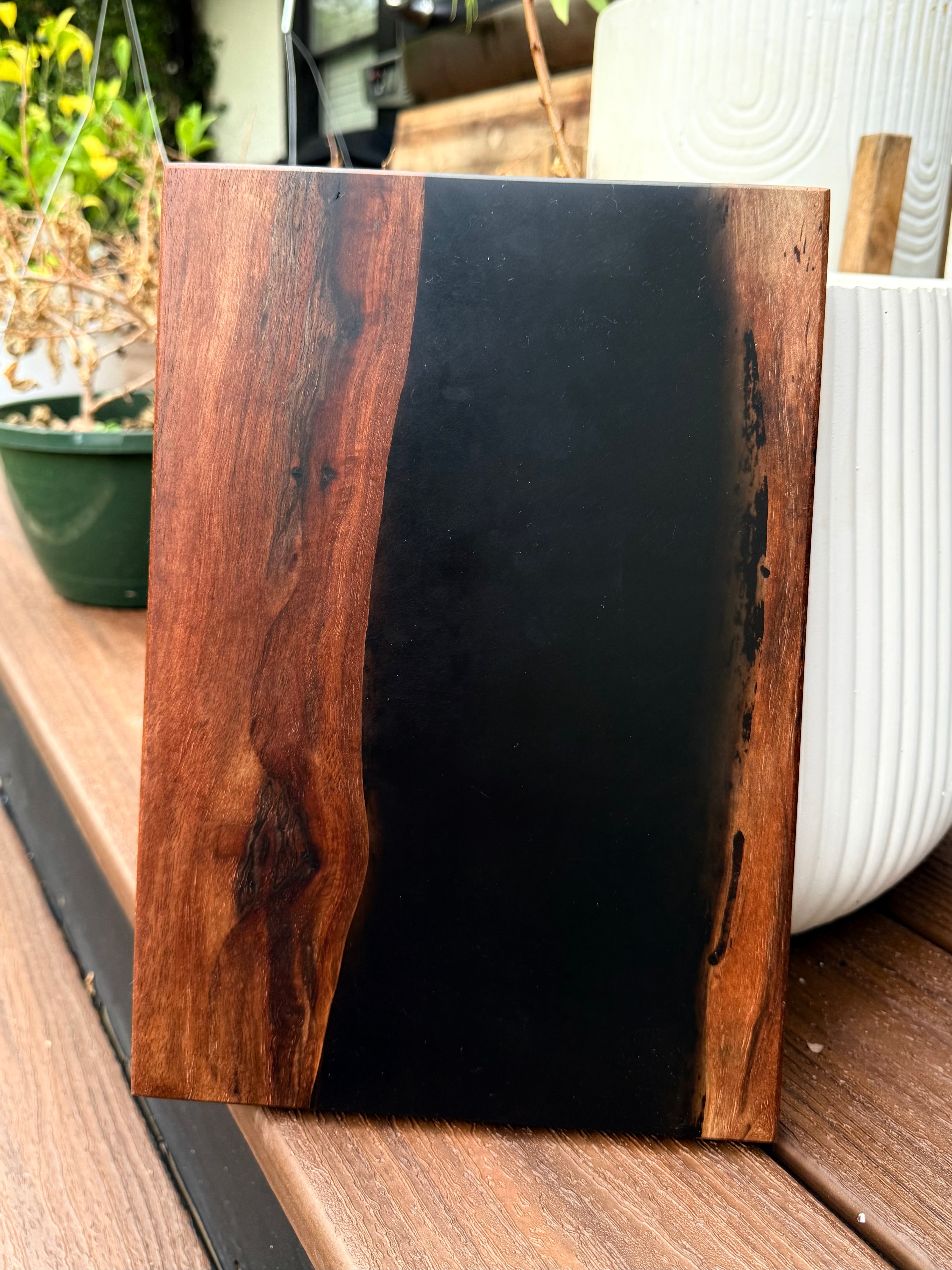 Black Walnut | Black Resin - 8” x 12” – MacArthur Woodworks